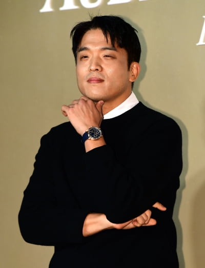 안성재 셰프, 유튜브까지 진출…SLL과 협업