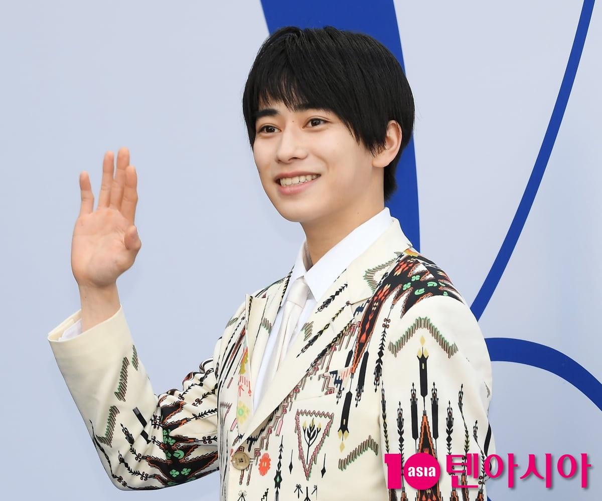 '미성년' 모토지마 준세이, 한국 첫 방문 반가워요...화려한 의상 기죽이는 외모[TEN포토+]