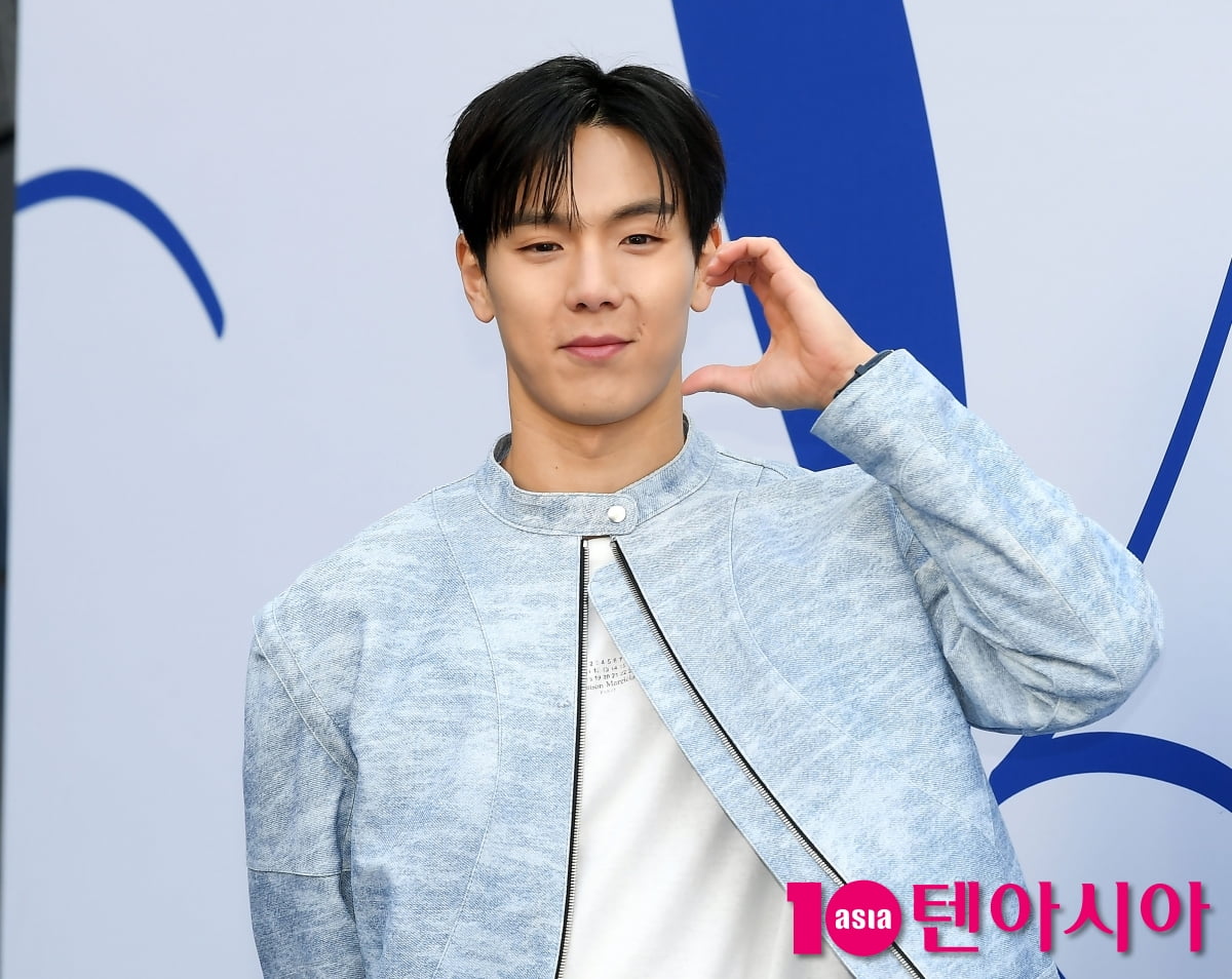 몬스타엑스 셔누, 남친룩의 정석...오늘도 멋쟁이[TEN포토+]