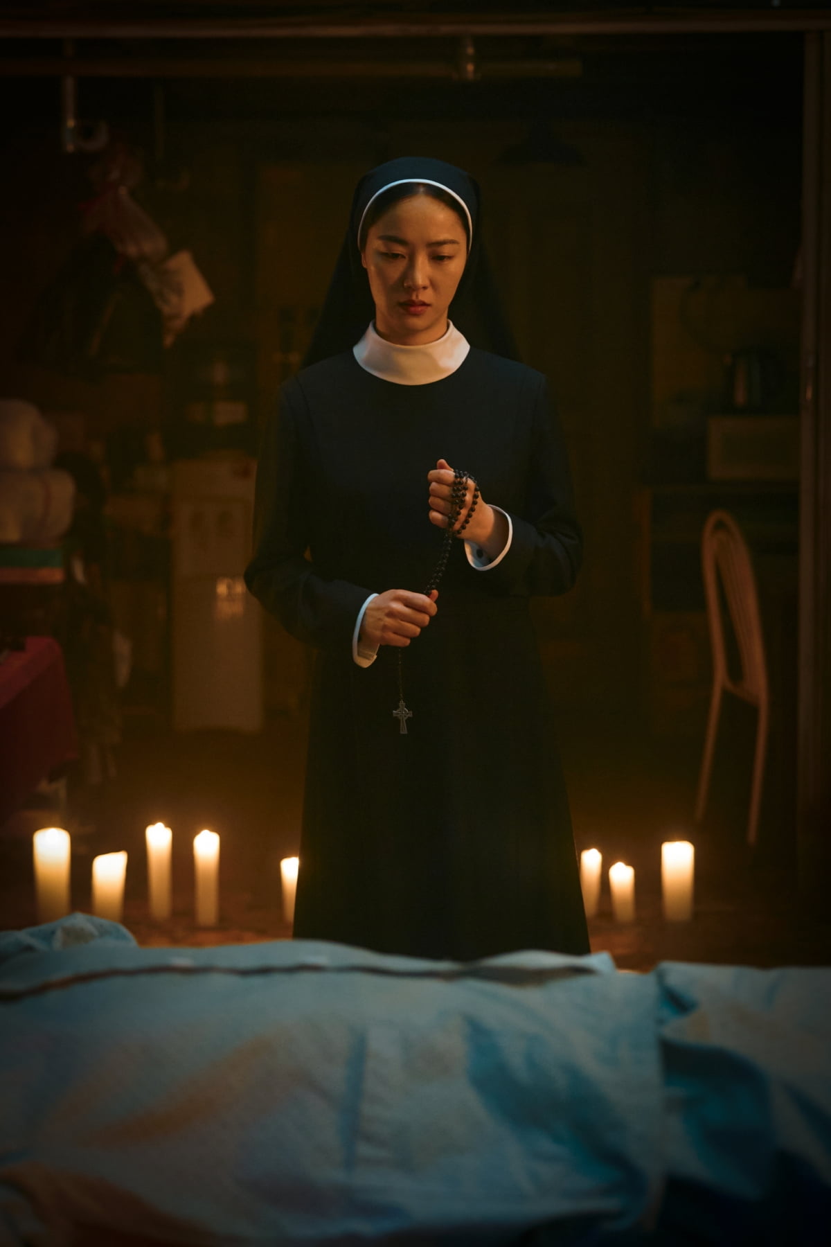 송혜교, 어린 문우진 위해 이렇게까지…굿 하고 구마 하고('검은 수녀들')