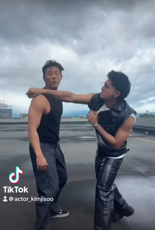 사진=지수 SNS