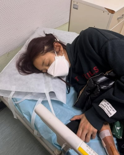 김빈우, 나흘째 이어진 복통에 끝내 응급실行…"일정에 차질 드려 죄송"