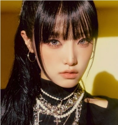 '아이즈원 출신' 최예나, 조유리 의식했나…소유진 손잡고 3년 만에 배우 컴백 ('빌런의나라')
