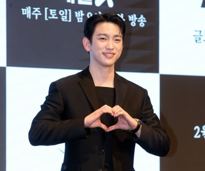박진영, 복귀 신고합니다...마녀 기대하세요[TEN포토+]