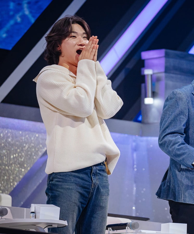 빅뱅 대성, 결국 녹화 중 폭주했다…초토화 된 현장, "몸에 열 잔뜩 올라와" ('현역가왕2')