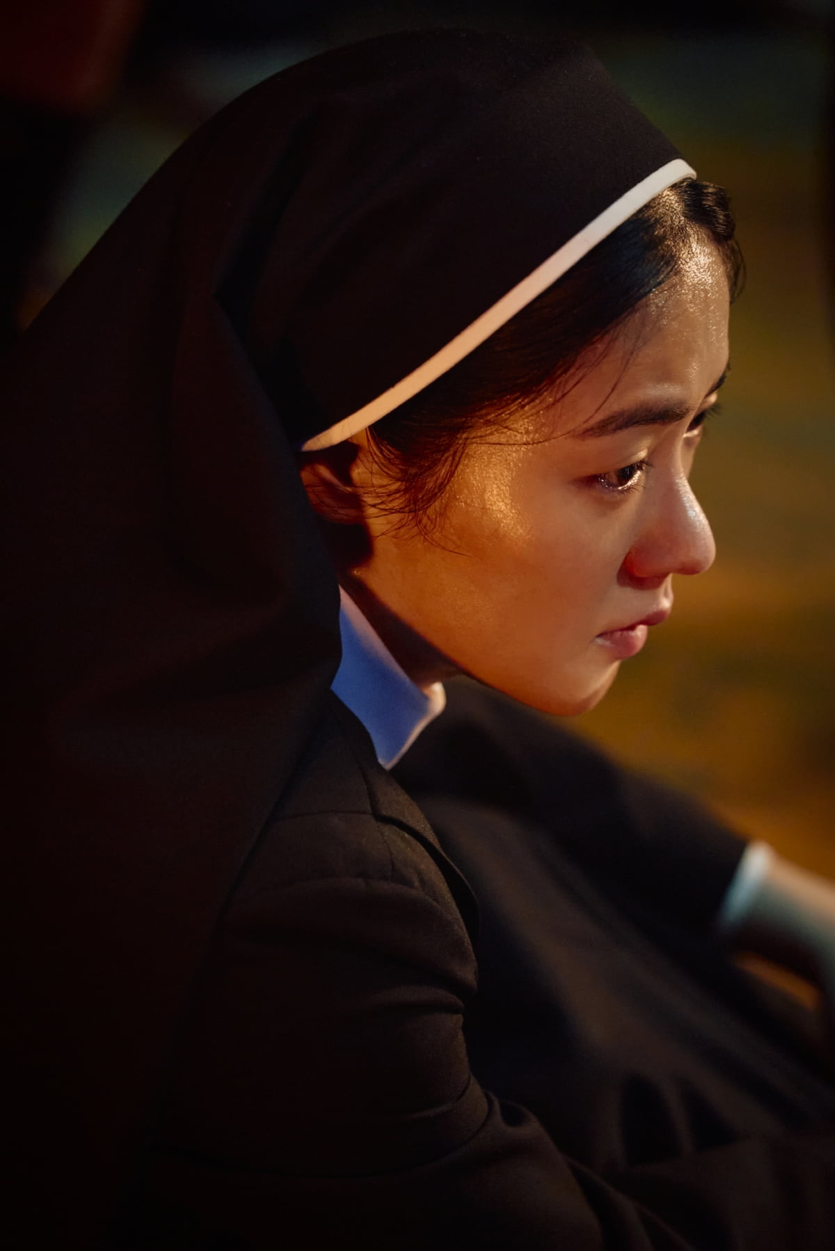 송혜교·전여빈, 스크린 찢었다('검은 수녀들')