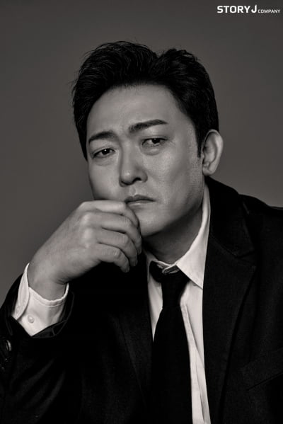 [공식] 이준혁, 스토리제이컴퍼니 전속계약…서인국과 한솥밥