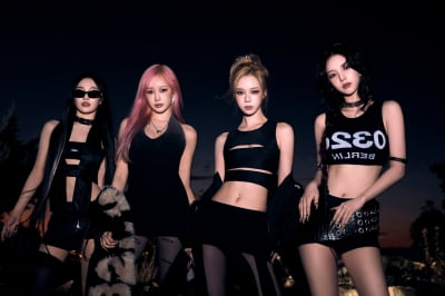 에스파, 빌보드서도 인정 받았다…'빌보드 위민 인 뮤직 2025' 올해의 그룹상 수상