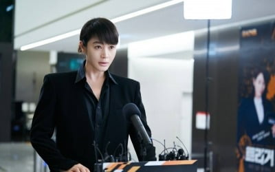 김혜수, 결국 기자회견 나섰다…방송사 사장까지 압박, 사면초가 위기 ('트리거')
