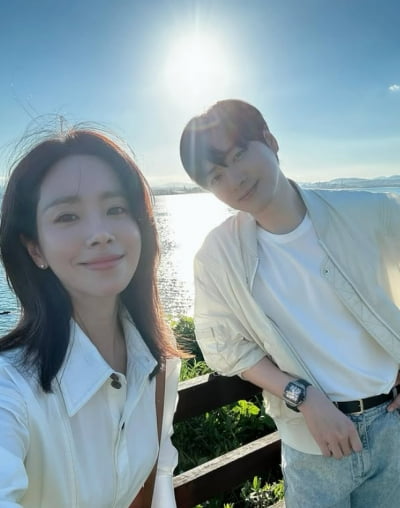한지민, ♥최정훈 아닌 이준혁과 바닷가 데이트…사랑하니 닮아가