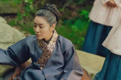 '원경' 차주영 "때때로 도망가고 싶었다…숨 막혀서 많이 울어" [전문]