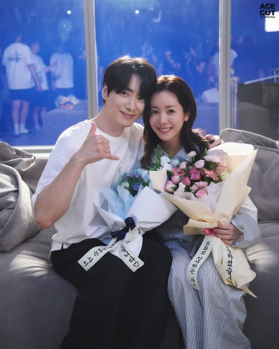 이준혁, 드디어 인생캐 만났다…♥한지민과 날아오른 커리어하이 ('나의 완벽한 비서')