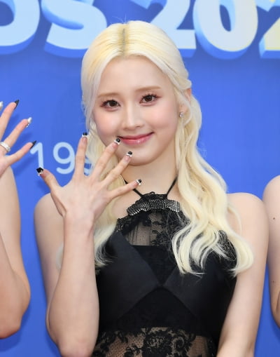라잇썸 나영, 요정의 꽃미소[TEN포토+]