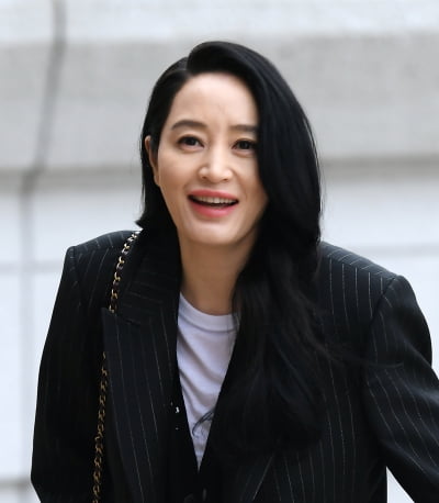 스케줄 조율해봤지만 진행 어려워…김혜수의 인터뷰 불참, 아쉬움 남은 '트리거'[TEN피플]