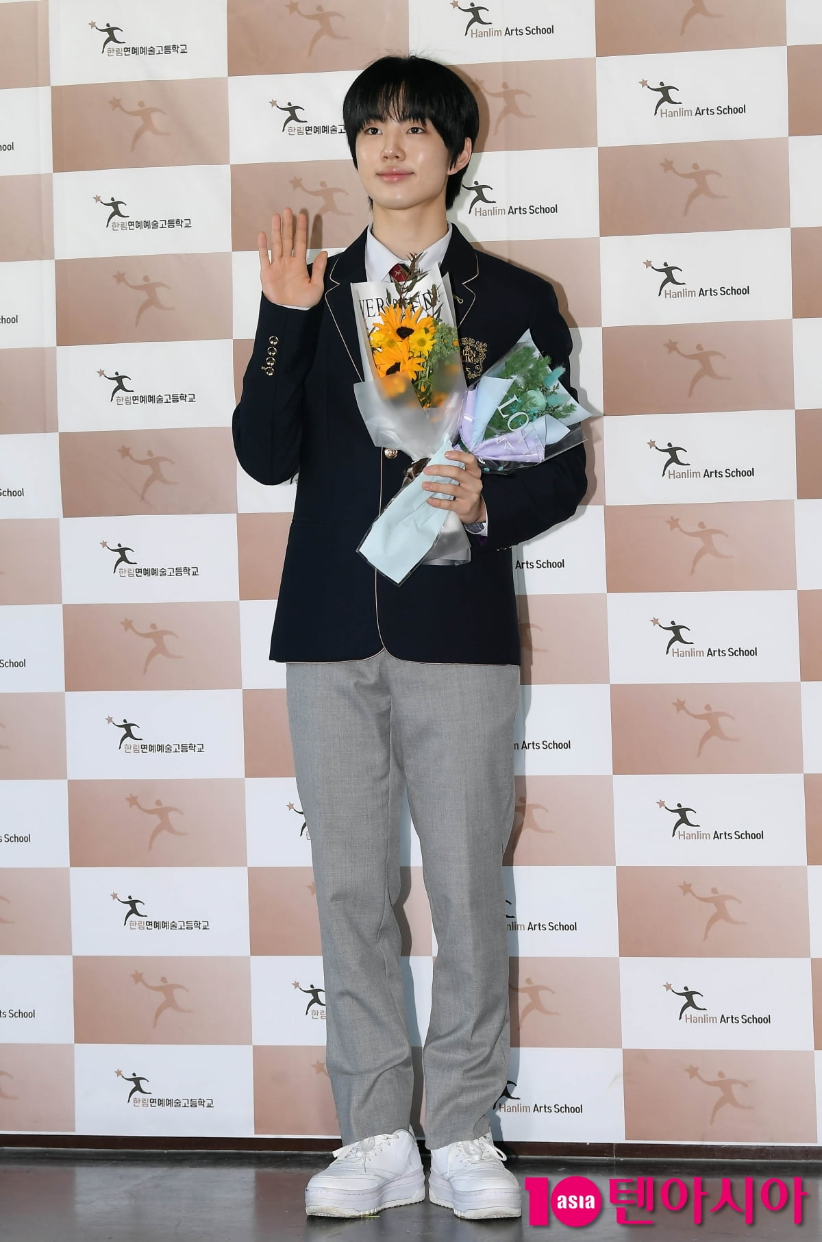 이븐 박지후, 빛나는 고등학교 졸업식[TEN포토+]