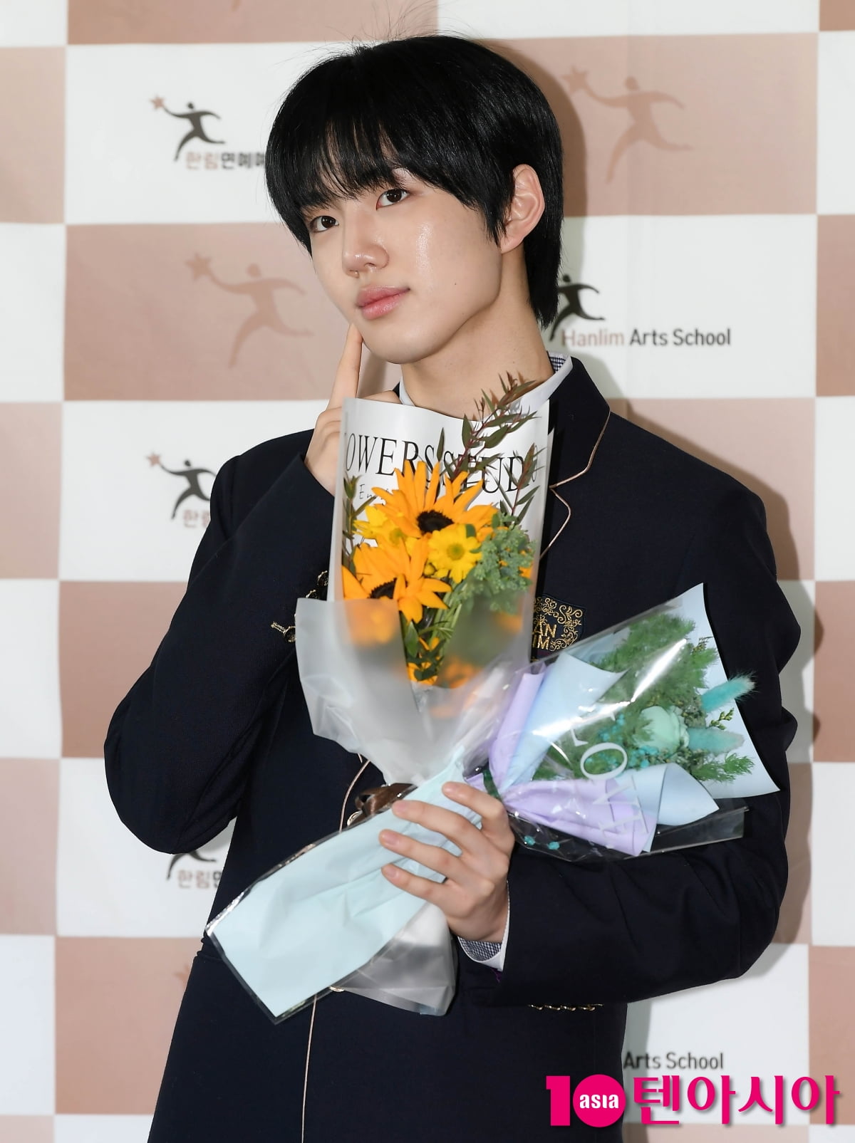 이븐 박지후, 빛나는 고등학교 졸업식[TEN포토+]