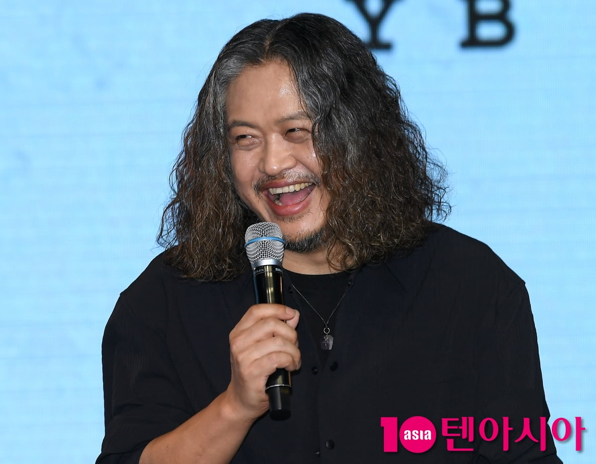 YB 밴드 허준, 치명적인 꽃미소[TEN포토+]