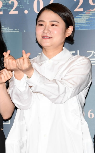 "우리 방송 못 나와" 김신영, 비하 논란에 결국 고개 숙였다…"시대 흐름 못 읽어" [공식]