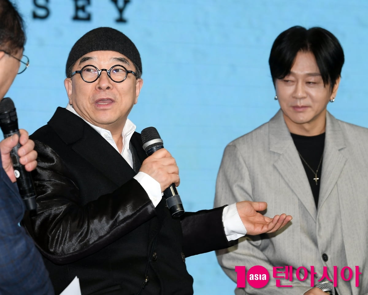 김수철, 윤도현 완치후 신보 기쁘다...YB 밴드 청음회 깜짝 등장[TEN포토+]