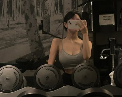 키오프 나띠, 볼륨 몸매+완벽 직각…헬스장 男 다 반할 정도