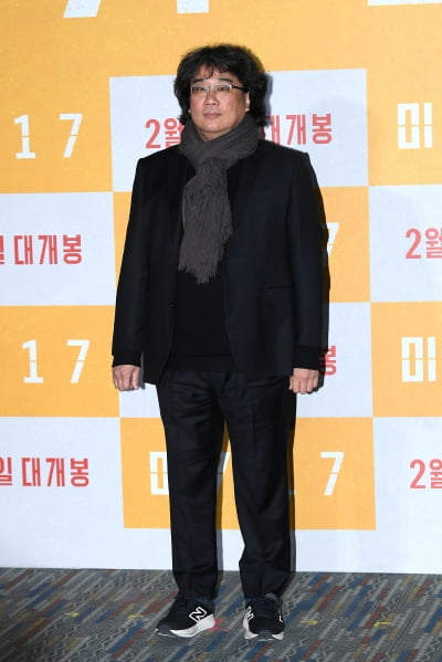 ボン・ジュノ監督、ワールドクラス監督のクマハート…ミッキー17ファイティング