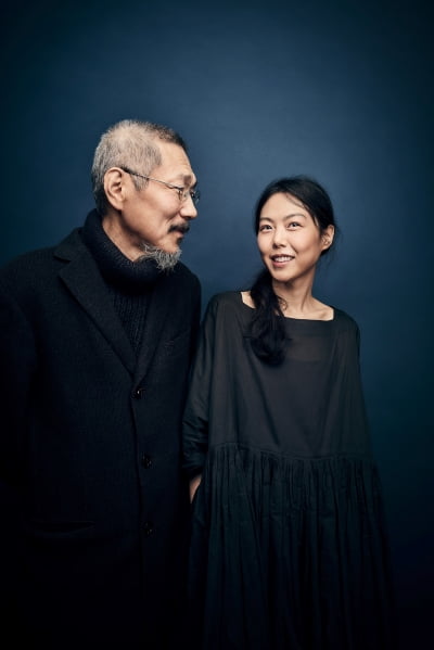 '43세 자연임신' 김민희, 만삭 몸 이끌고 동행했지만…홍상수와 빈손 귀국 [TEN이슈]