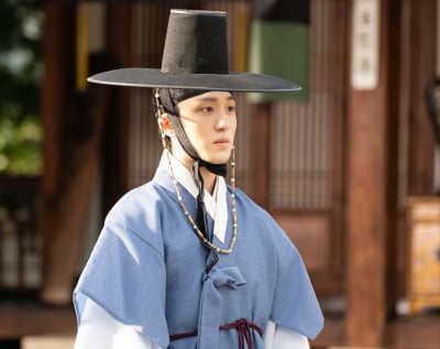 강찬희, ♥고아라와 19금 핑크빛 이유 있었네…사랑에 빠진 순정남 ('춘화연애담')