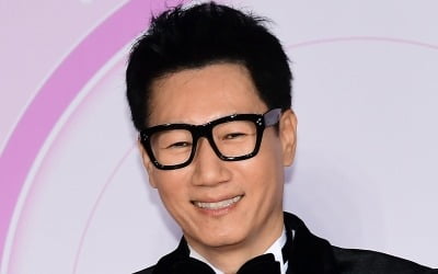 지석진, 초호화 환갑 파티 열었다…'재산 500억설' 유명 연예인·강남 건물주 초대 ('런닝맨')