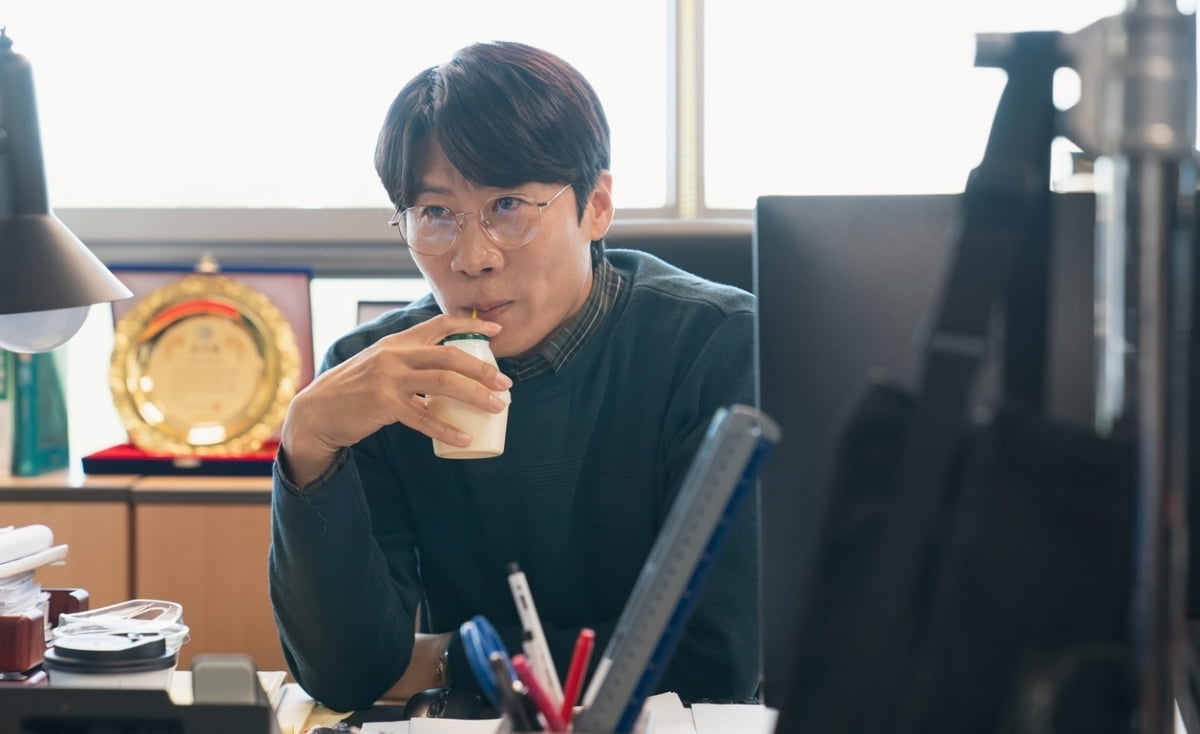 [공식] 진선규, 대학 교수됐다…진영과 사제지간, 주지훈 바통 이어받아 ('마녀') 