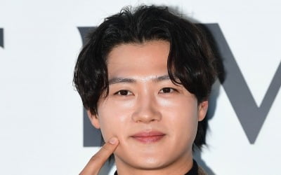 '혼혈 모델과 ♥열애설' 오상욱, 태도 논란 터졌다…방송 멘트 한마디도 안 해 ('핸썸가이즈')