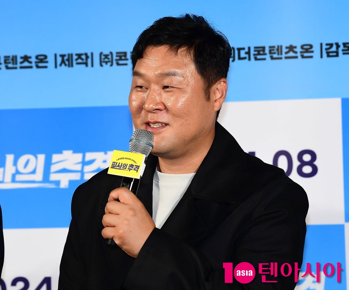 '중증외상센터' 윤경호, 아들 최초 공개하더니…"이런 모습 보이기 싫어" ('핸썸가이즈')