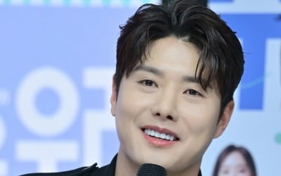 [종합] '일일극 왕자' 신정윤, 父 사별→생활고 고백…"알바만 전전, 부담스러워" ('다컸는데')