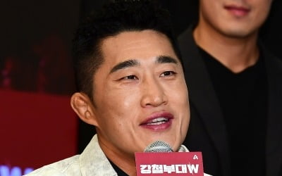 [종합] '70억 반전세' 김동현, 막말 논란 터졌다…고령 출연자 향해 "다 거짓말" ('핸썸가이즈')
