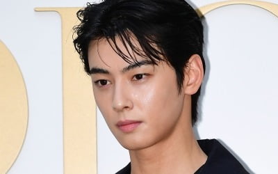 차은우, S 은행 모델 되더니…겹경사 터졌다 도미를 함께 먹고 싶은 남자 가수 1위 [TEN차트]