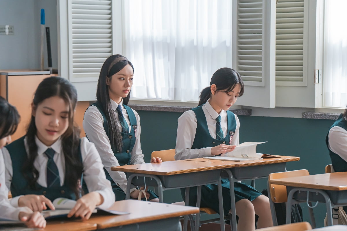 이혜리, 금수저설 터지더니…김태희, 이혜리父 언급했다('선의의 경쟁')