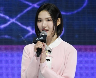 하츠투하츠 지우, 리더는 단발 여신[TEN포토+]