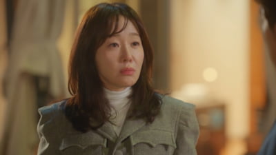 엄지원, L 호텔 회장에 막말→무례 논란 터졌다…"연세도 있는데 돈 모아둬" ('독수리 오형제를')