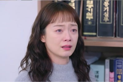 전소민, 최다니엘 앞 주저 앉아 오열…실망 가득한 눈빛 ('오지송')