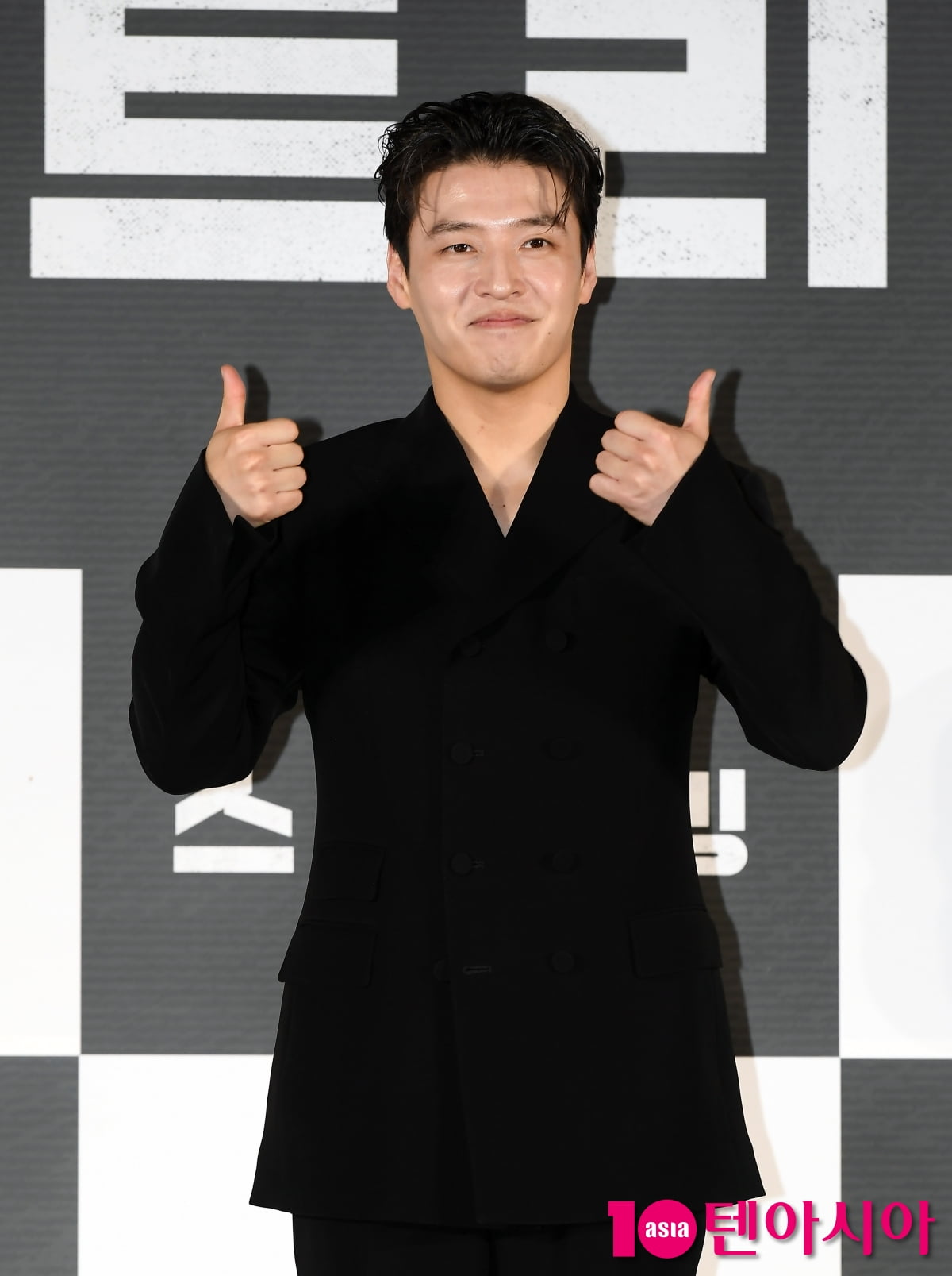 강하늘, 촉촉한 눈빛...우월한 비주얼[TEN포토+]