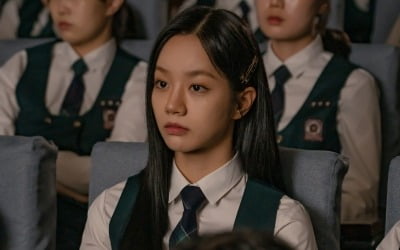 불법 조제약 논란 중…이혜리, '동성 ♥키스 상대'와 협력하기로