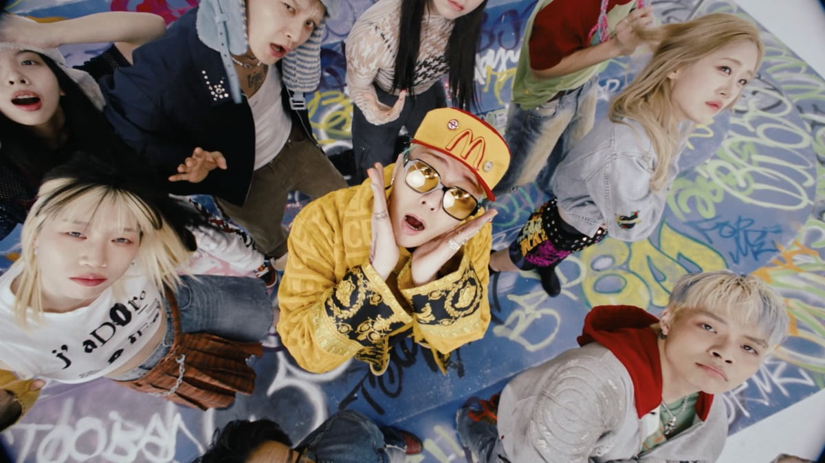 사진=지드래곤 '투 배드' MV 갈무리