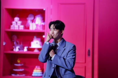 옥택연, ♥여친과 사진 유출 됐다더니…핑크빛 발렌타인데이 포착