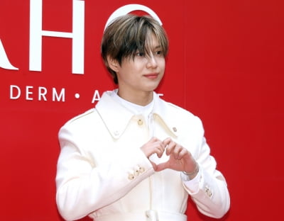SHINeeのテミン、白馬の王子様...愛してる