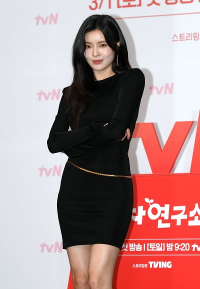 イ・ソンビン、t魅力的な喜び...清純美甲