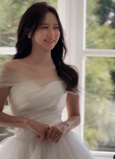 '박현호♥' 은가은, 4월 결혼 앞두고 기쁜 소식…군고구마를 같이 먹고 싶은 여자 트로트 가수 1위 [TEN차트]