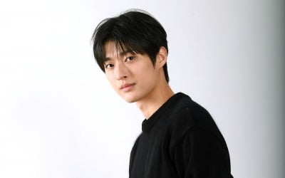 백선호, '13살 연상' 김태리와 동반 캐스팅된 비결 있었네…"어깨 넓고 몸 예뻐" [인터뷰①]