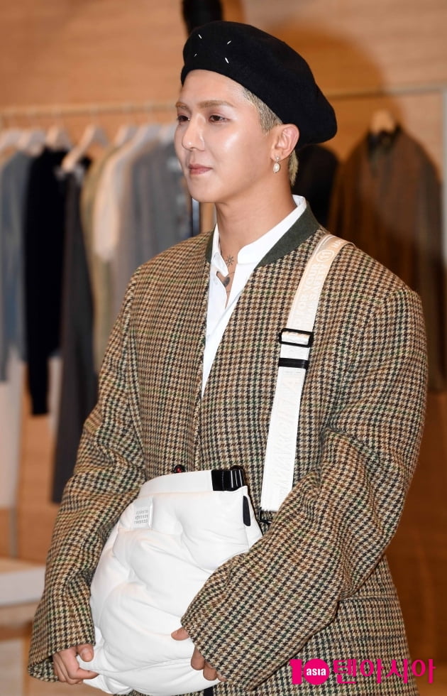 '부실 복무 의혹' 송민호, 혐의 대체로 인정…경찰 "압수수색·통신 자료 토대로 판단"