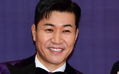 김종민, 결혼식 민폐 논란 터졌다…신지 결국 불참하나 "날짜·시간까지 겹쳐" ('신랑수업')