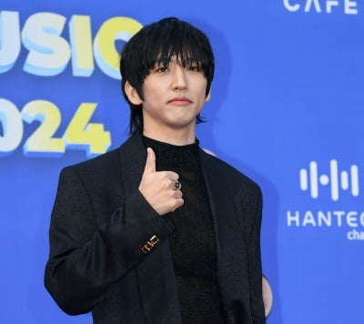 シンガーゲイン優勝者イ・スンユン、9年の愛を実らせ結婚発表