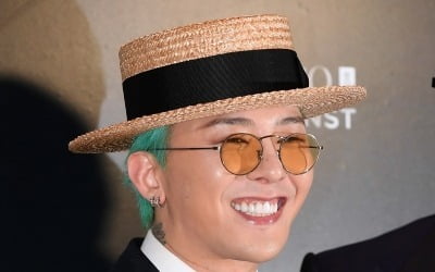 G-DRAGON、11年ぶりのアルバムを記念したメディア展開催！